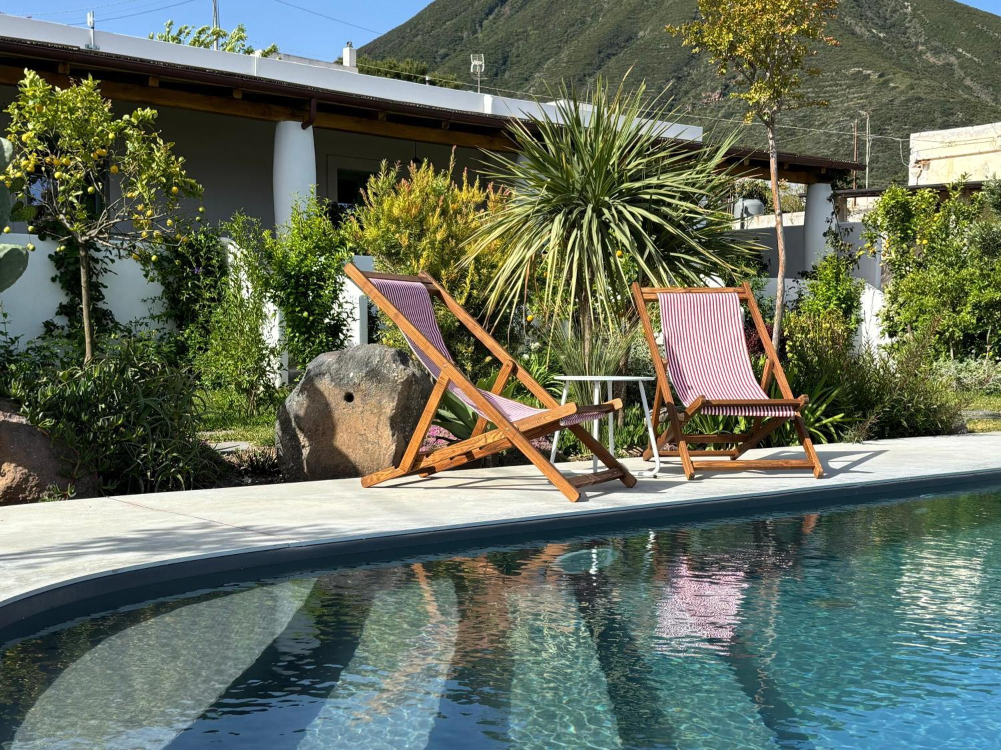 Frangimare - La Malandrina Bed and Breakfast Malfa  Eksteriør billede